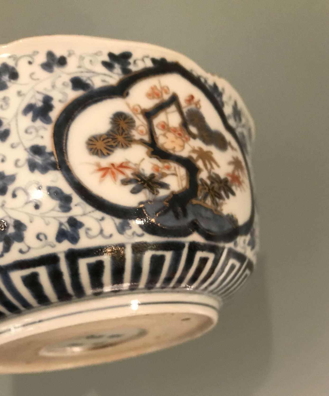 Edo period Arita Imari bowl