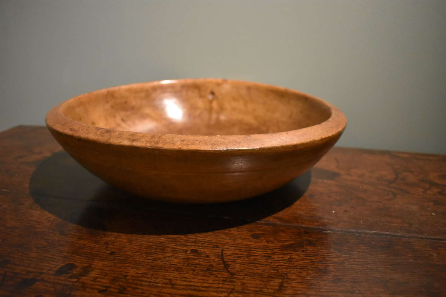 19th century Sycamore bowl