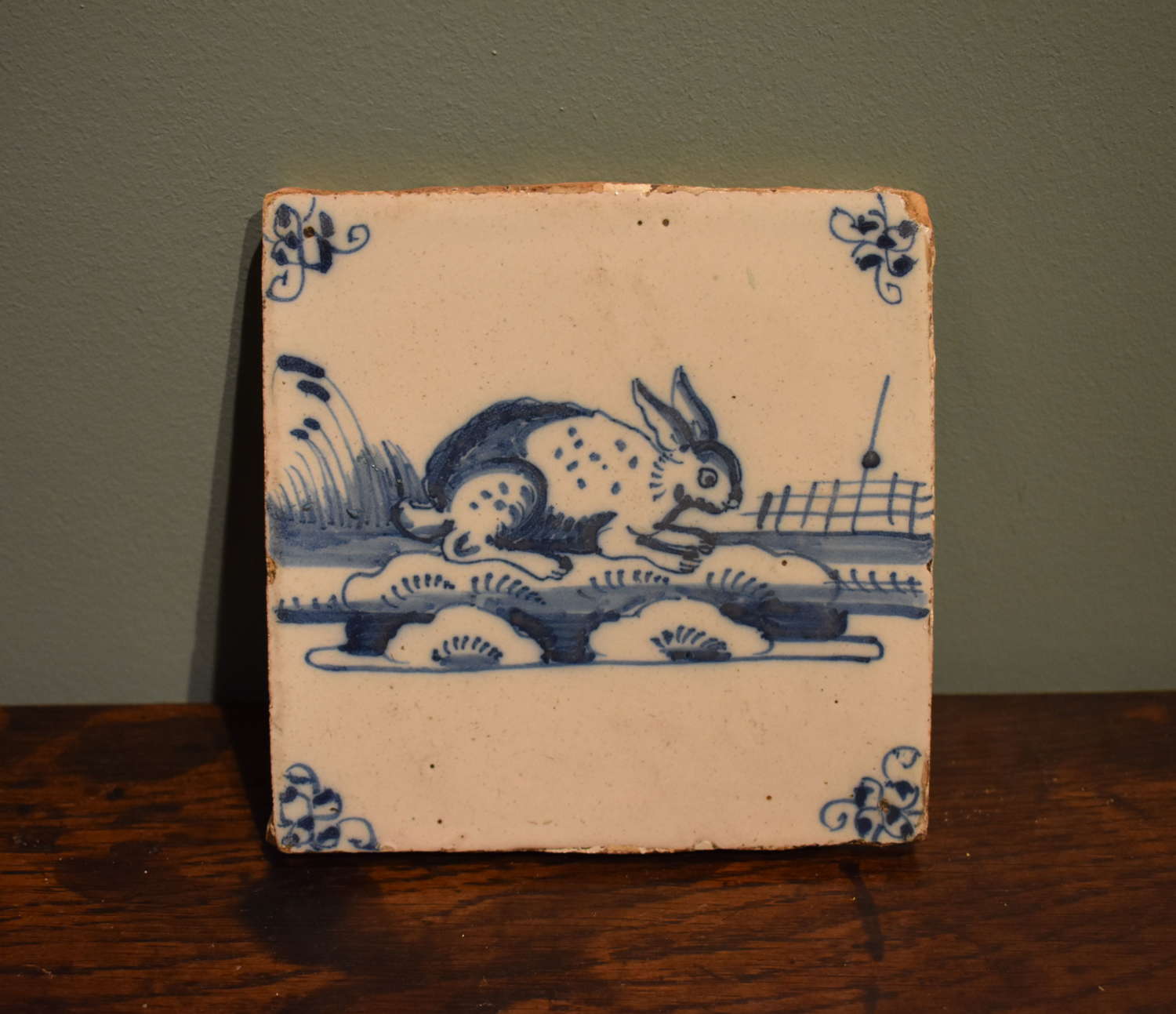 18th c. Dutch Delft blue and white tile with Rabbit